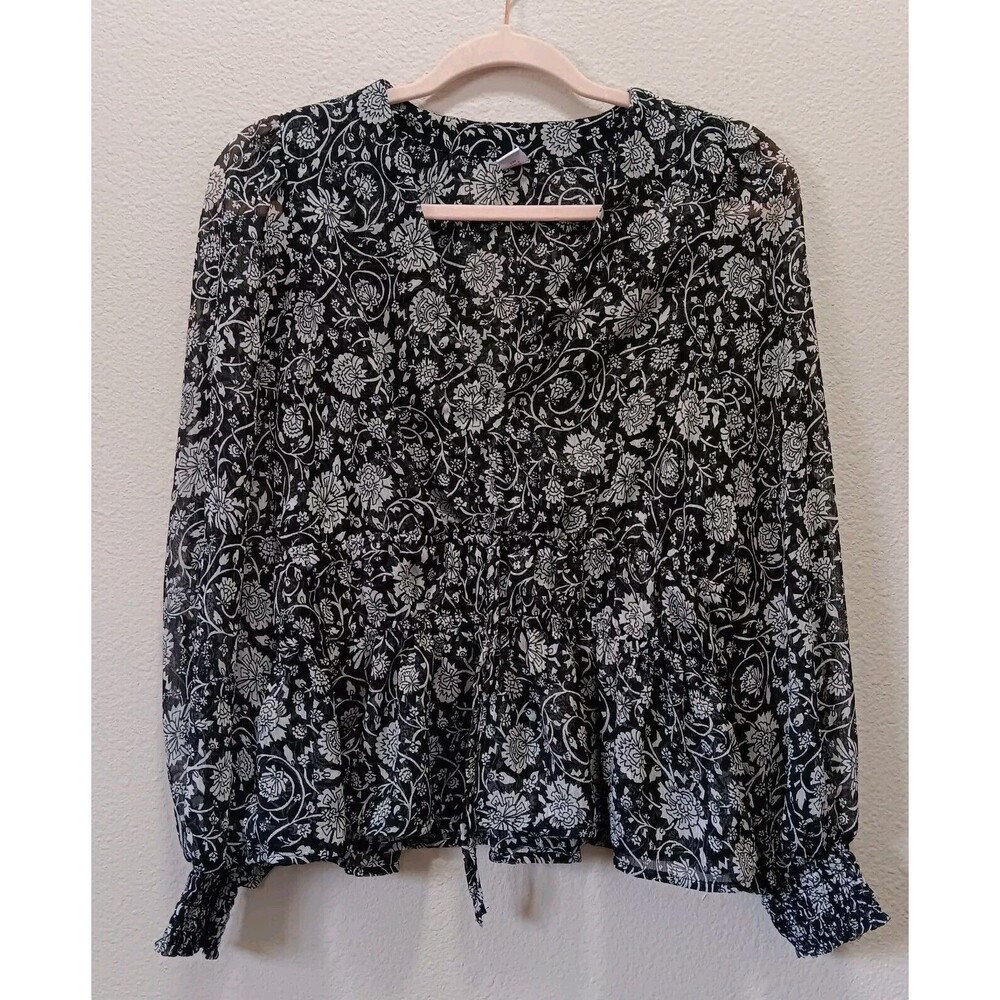 Old Navy Blouse Size Medium V Neck Long Sleeves Stretchy Waist Floral Black